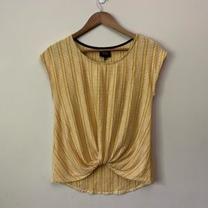 W5 Anthropologie Mustard Yellow White Front Tie Twist Short Sleeve Shirt Simple